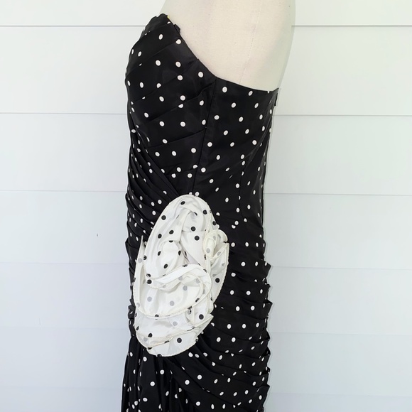 Vintage Tadashi Polka Dot Strapless Rosette Black Dress 8 - Picture 7 of 14